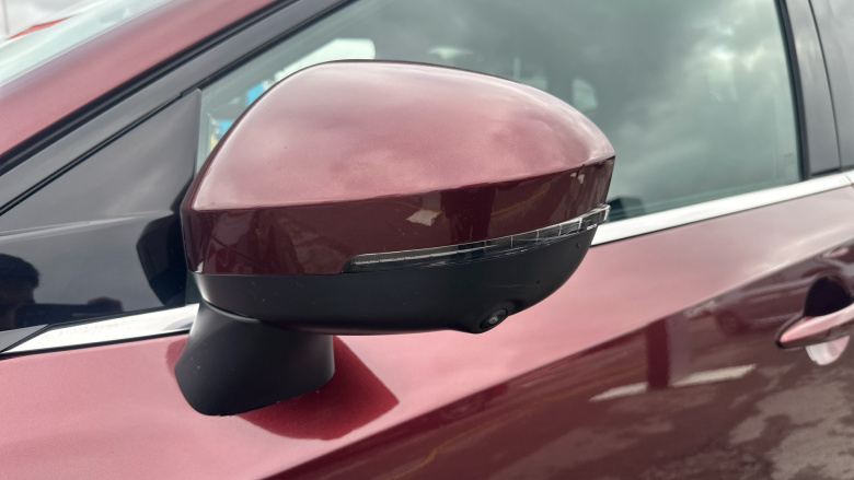 Nissan Qashqai 1.3 DiG-T MH N-Connecta 5dr Petrol Hatchback